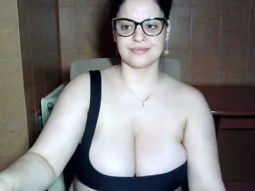 MoniqQuuen  live sex cam