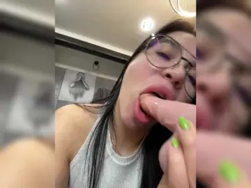 Vero19nika  live sex cam