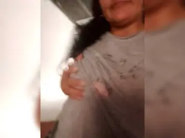 Yina123  live sex cam