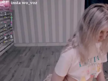 Cyberannita  live sex cam