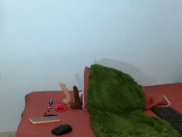 Marilyn-beautifullyhairy  live sex cam