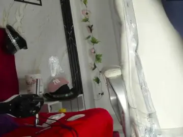 Kazsandra  live sex cam