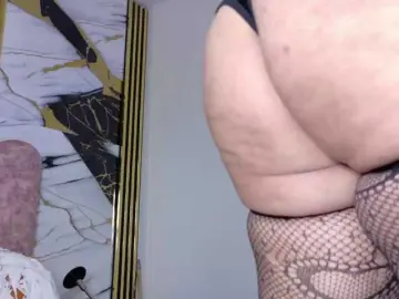 Kazsandra  live sex cam