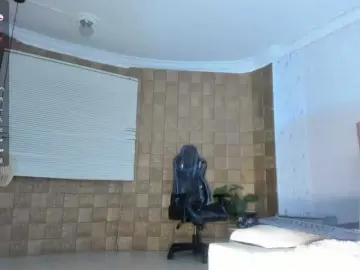 Lissalittlee  live sex cam