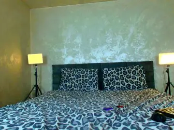 ParisVany26  live sex cam