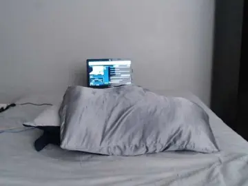 SaraCirce  live sex cam