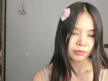 Amiya-cute  live sex cam