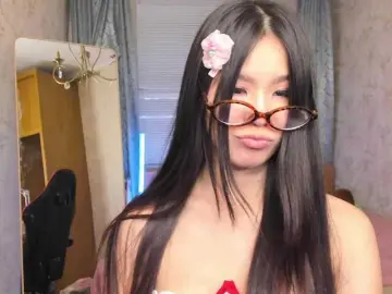 Amiya-cute  live sex cam