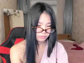 Amiya-cute  live sex cam