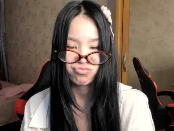 Amiya-cute  live sex cam