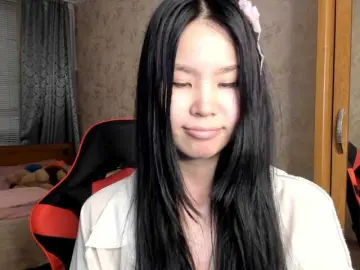 Amiya-cute  live sex cam