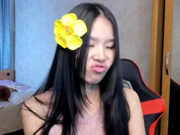 Amiya-cute  live sex cam