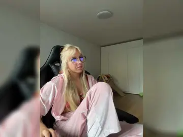 Artistkari  live sex cam