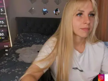 Artistkari  live sex cam