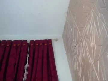 Camila-milf  live sex cam