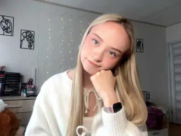 FireLily  live sex cam