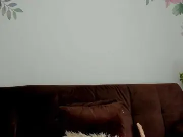 Hannasoto2  live sex cam