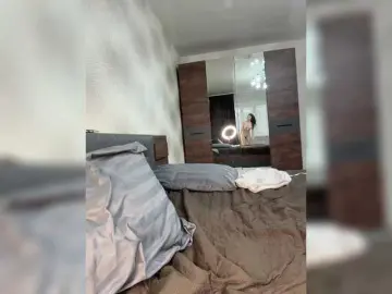 Lindseya  live sex cam