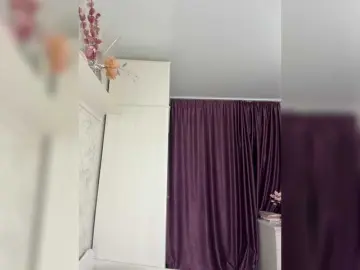 Lindseya  live sex cam