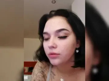 MalinkaMalinka4939  live sex cam