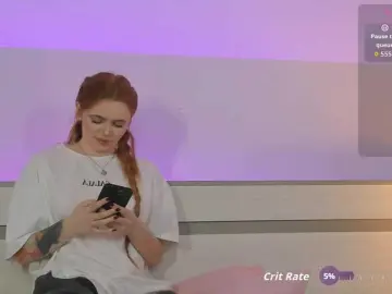 MissRedFox  live sex cam