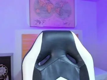 Kitty-sweeety  live sex cam