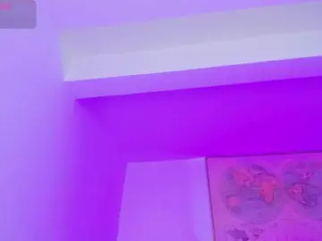 Kitty-sweeety  live sex cam