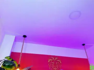 Kitty-sweeety  live sex cam