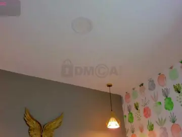 Kitty-sweeety  live sex cam