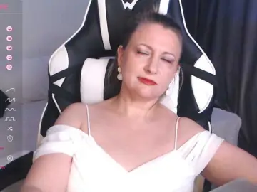 Lovesupergerl  live sex cam