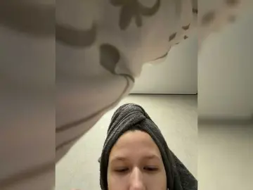 AngelaXSmile  live sex cam