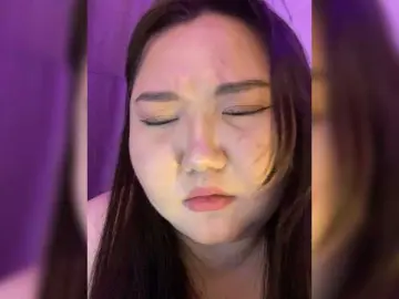 DebbieLu  live sex cam