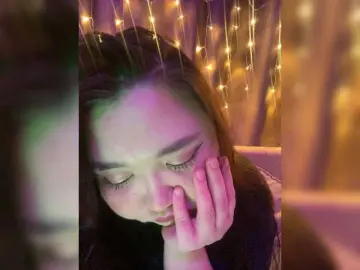 DebbieLu  live sex cam