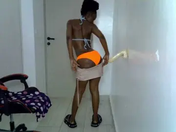 Dinah-6  live sex cam