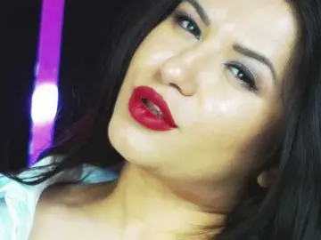 EssenaMonroe  live sex cam
