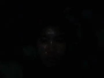 JuicyKittie  live sex cam