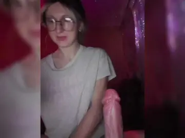 LizBetty  live sex cam