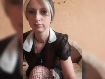 LizBetty  live sex cam