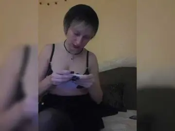 LizBetty  live sex cam