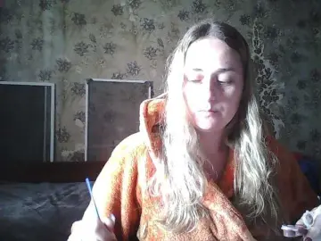 Margo8  live sex cam