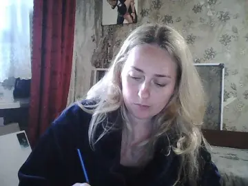 Margo8  live sex cam