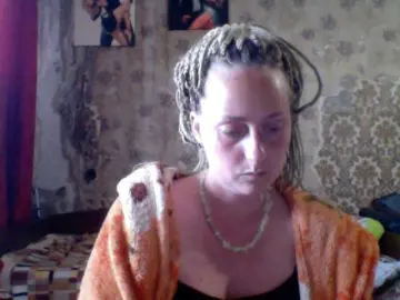 Margo8  live sex cam