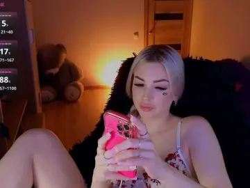 MilanaOmgReal  live sex cam