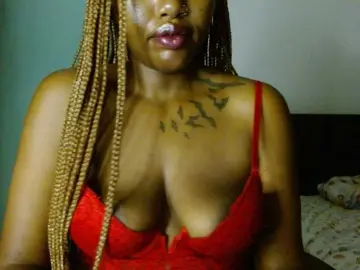 Prety-chocolatte  live sex cam