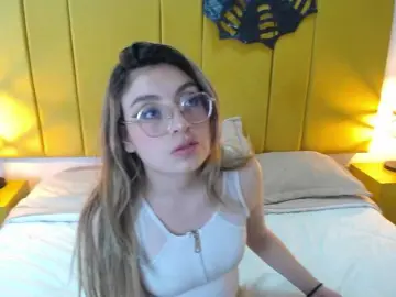 Vale-honny  live sex cam