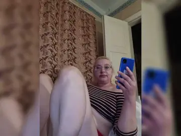 Vika211  live sex cam