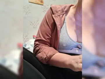 Vika211  live sex cam