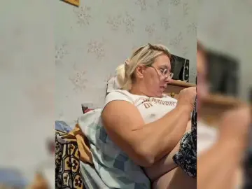 Vika211  live sex cam