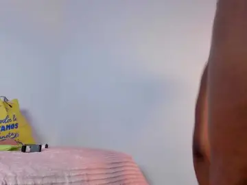Camilathomsson  live sex cam