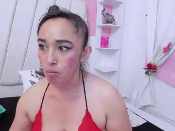 Charlotte-111  live sex cam